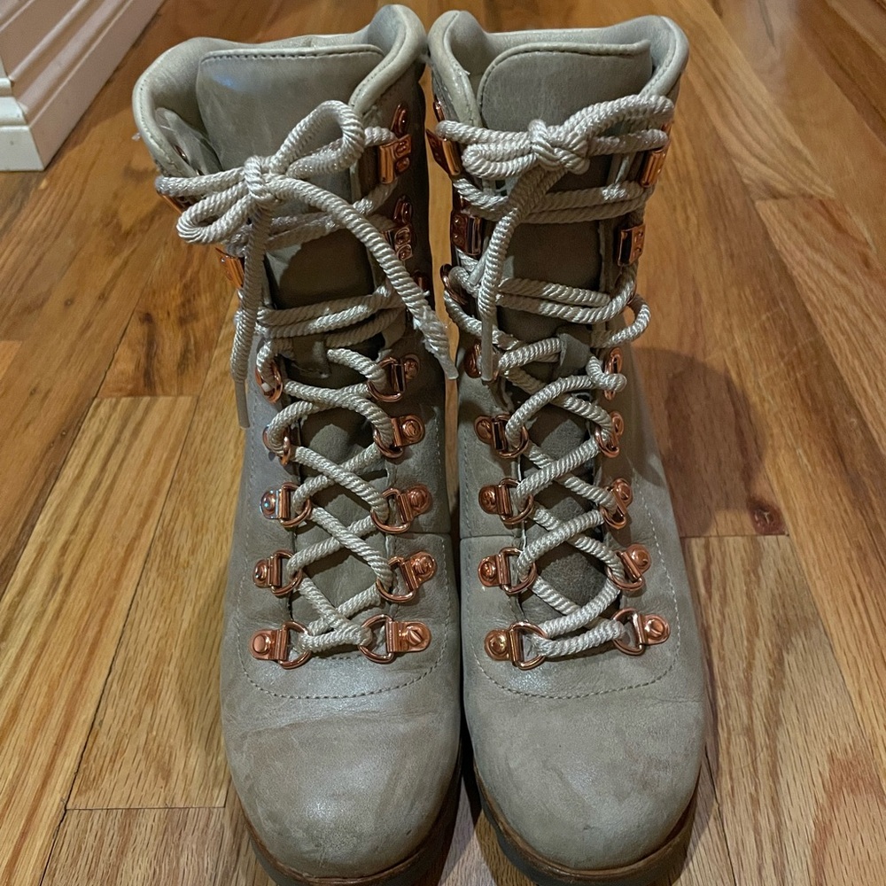 Sorel lace up ankle boots